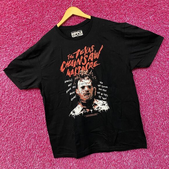 The Texas Chainsaw Massacre Leatherface Horror T-Shirt Size Large - Picture 3 of 4